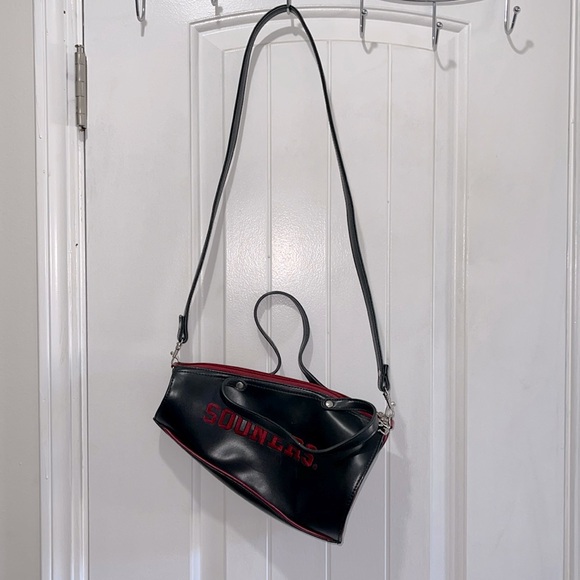 OU Boomer Sooner Megaphone Purse Cheerleader Zipper Pull Oklahoma University - Picture 5 of 12